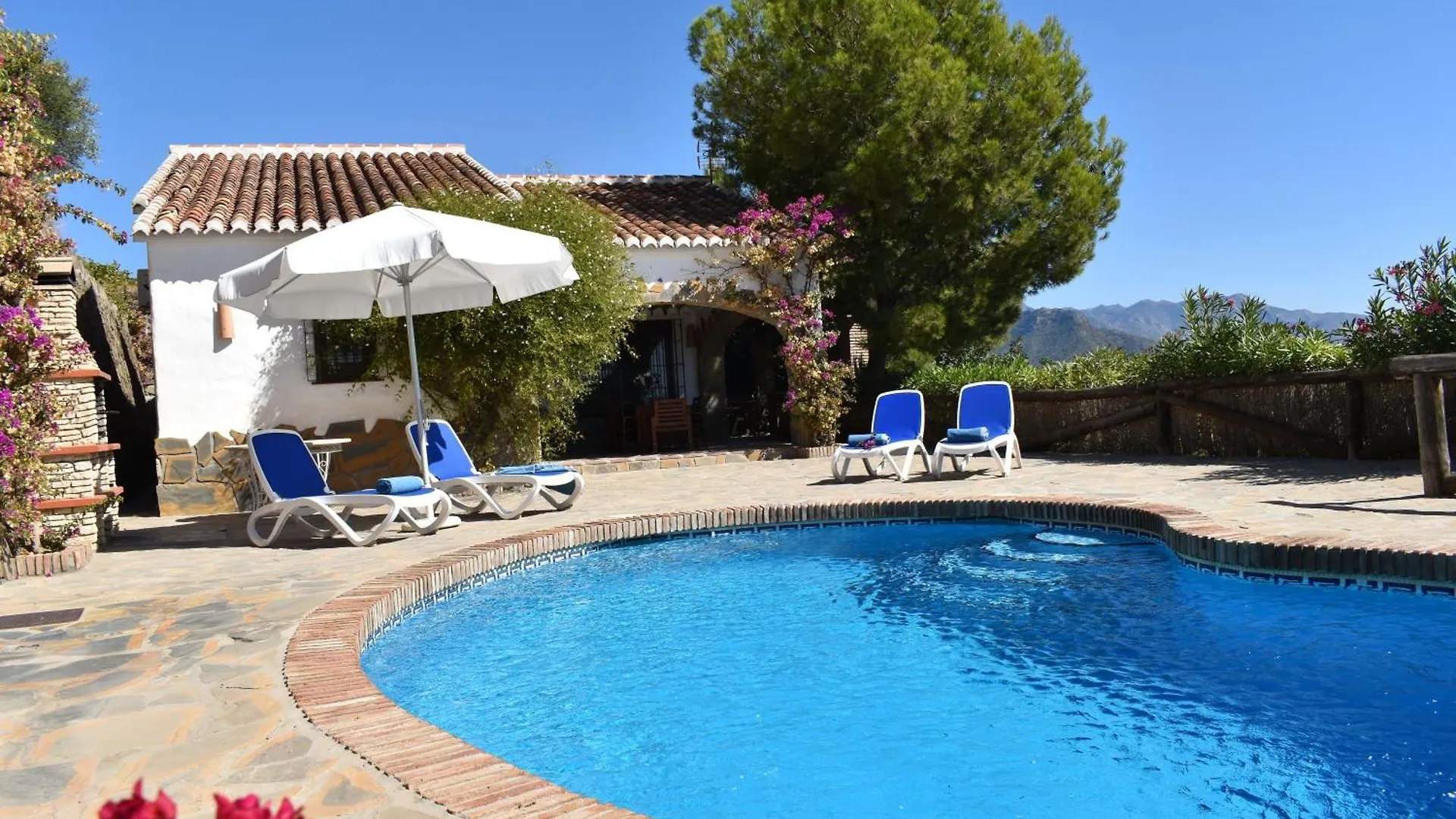 Finca Angarilla Mit Privatem Pool Cómpeta