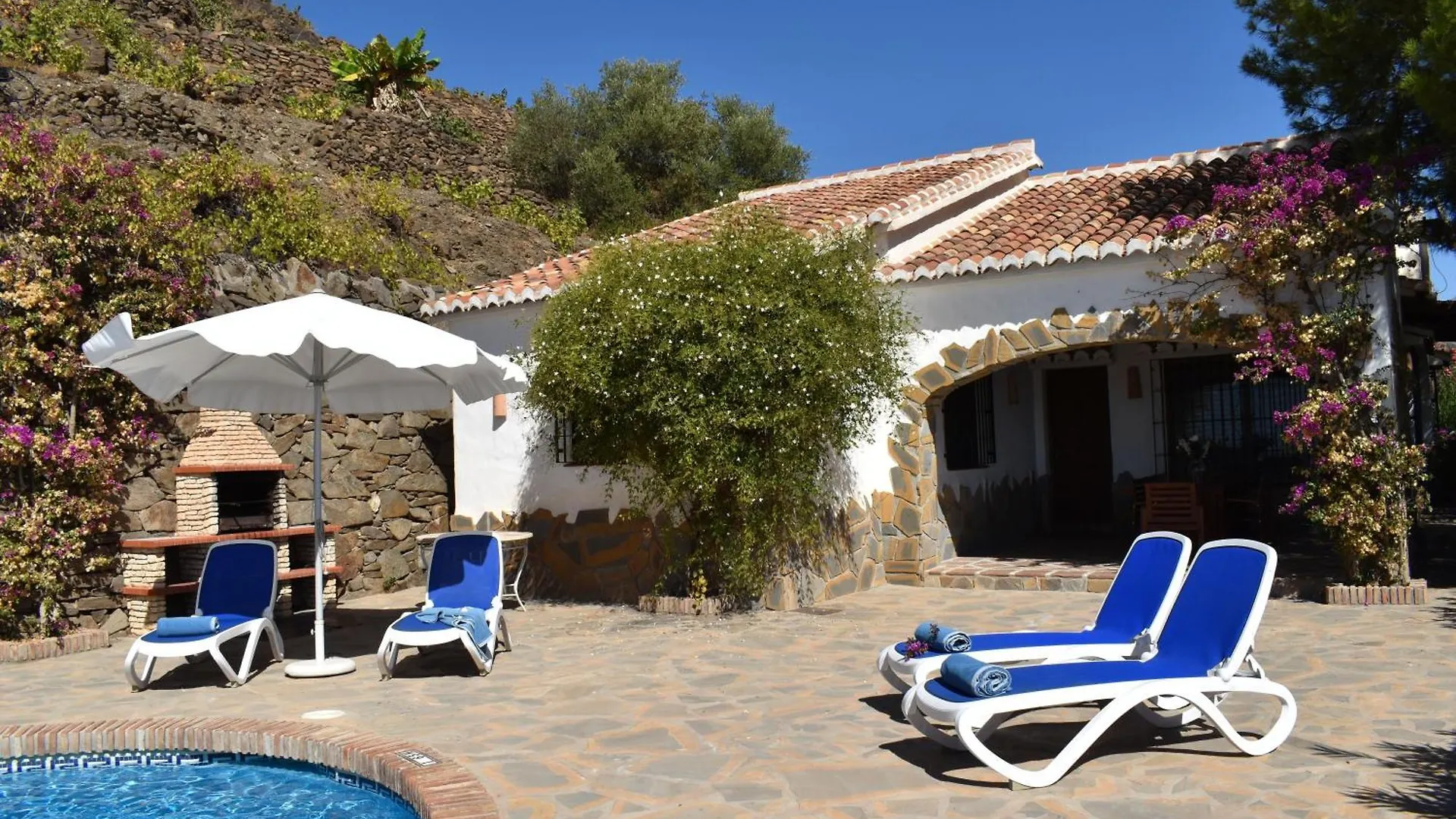 Finca Angarilla Mit Privatem Pool Competa